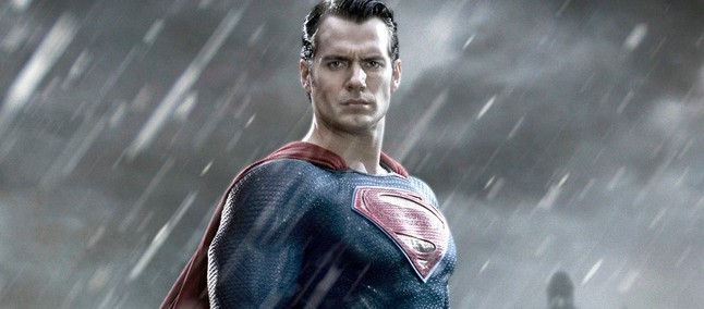 Henry Cavill confirma o seu retorno ao papel de Superman: 'vocês serão recompensados'