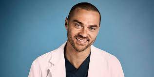 Jesse Williams entra para elenco da terceira temporada de “Only Murders In The Building”